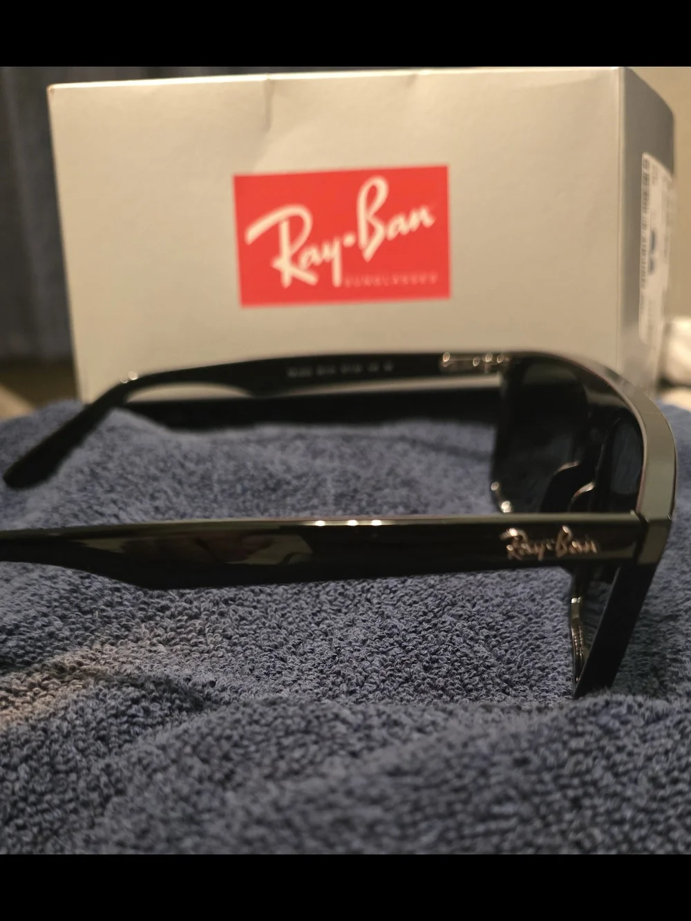 Ray-Ban ORB2222 Sunglasses - Black